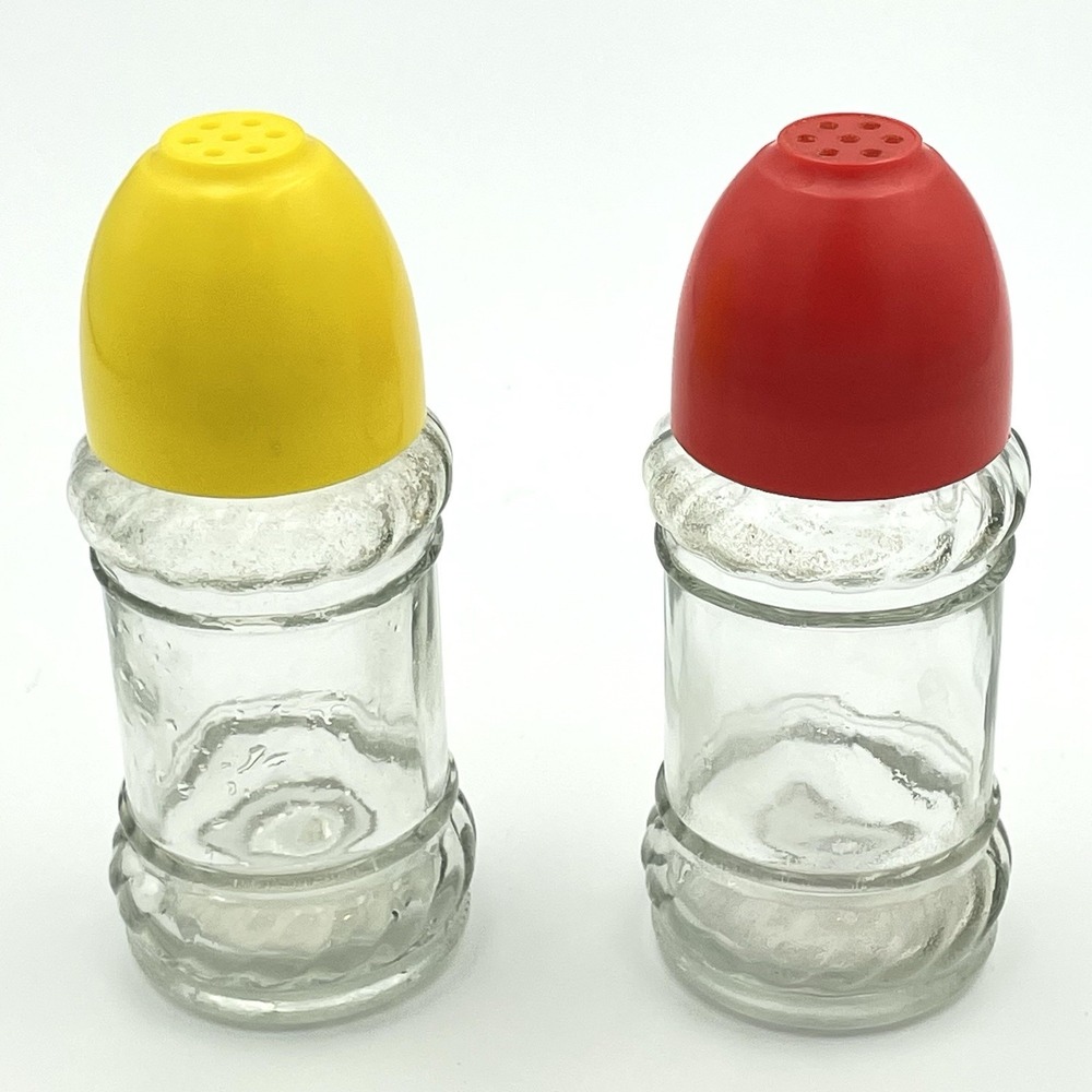 1960's Glass Salt & Pepper Shakers‎ Red & Yellow Plastic Tops 4" tall